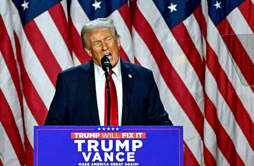 El president electe dels Estats Units, Donald Trump, durant el discurs de la nit electoral a Palm Beach, Florida. Jim WATSON / AFP